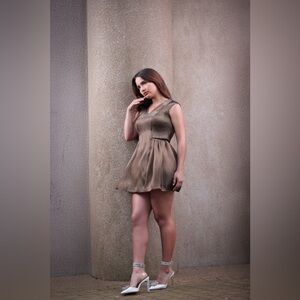 Elegant Brown Sleeveless Dress